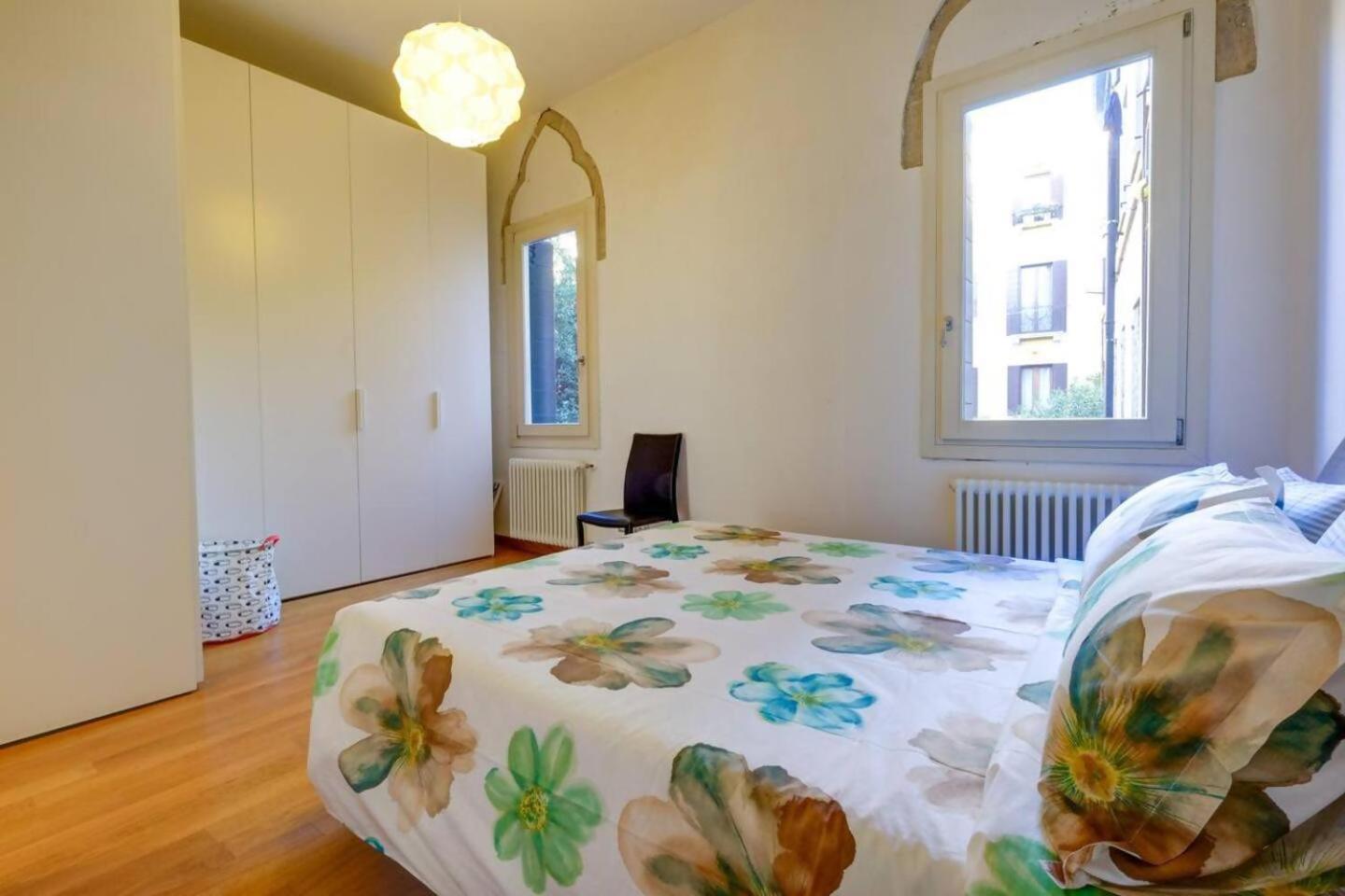 Rio Ca Foscari A San Pantalon Apartment Venice Luaran gambar